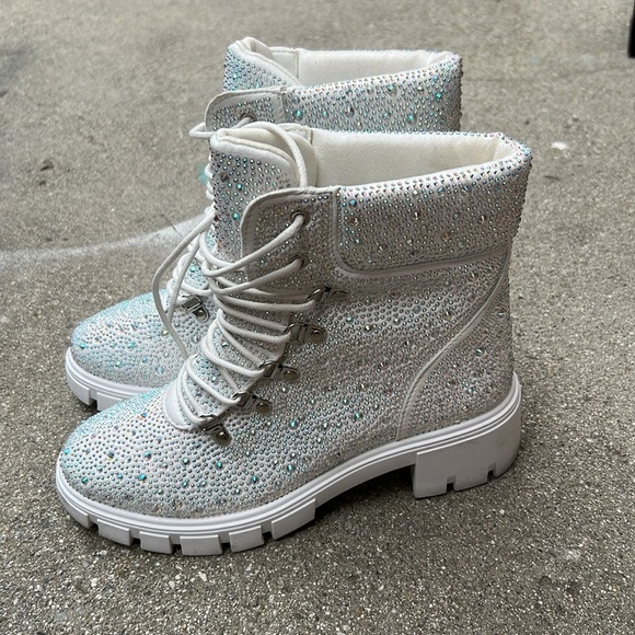 LILIANA boots - Picture 3 of 10